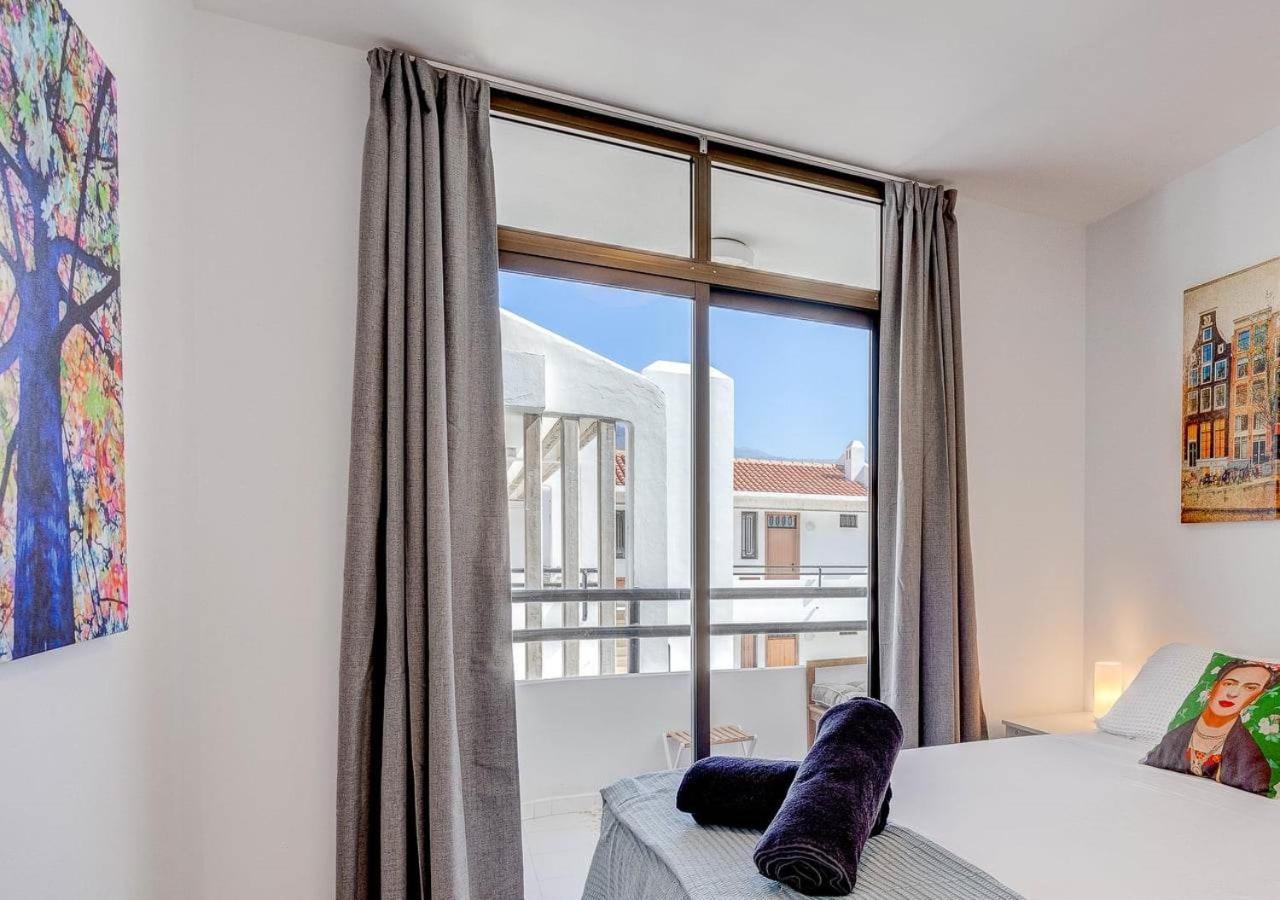 Stylish Flat And Pool With 3 Rooms, Sleeps 6, Los Cristianos ลอส กริสเตียนอส ภายนอก รูปภาพ